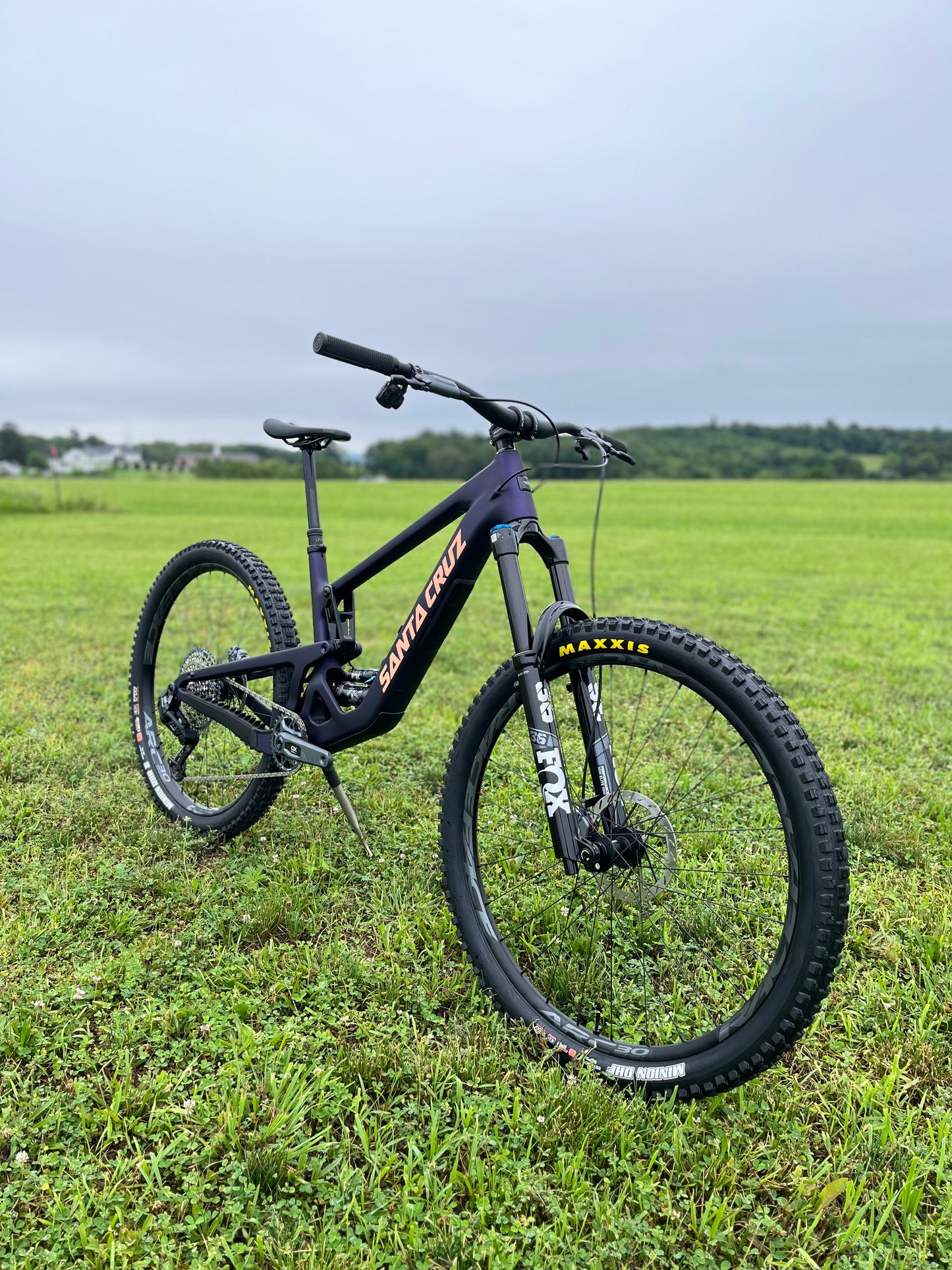 2025 Santa Cruz Hightower V4 Large GX AXS Kit Demo