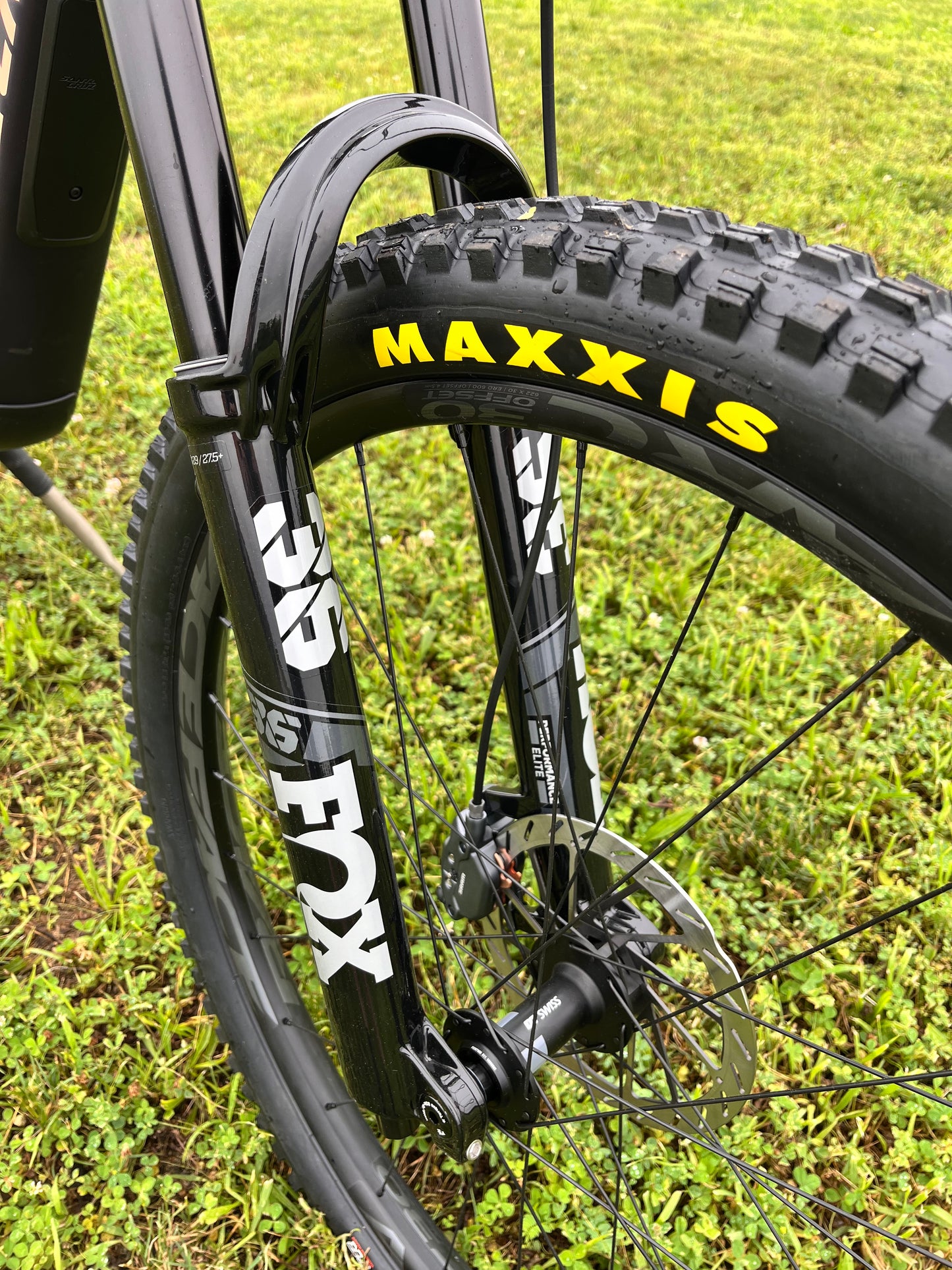 2025 Santa Cruz Hightower V4 Large GX AXS Kit Demo