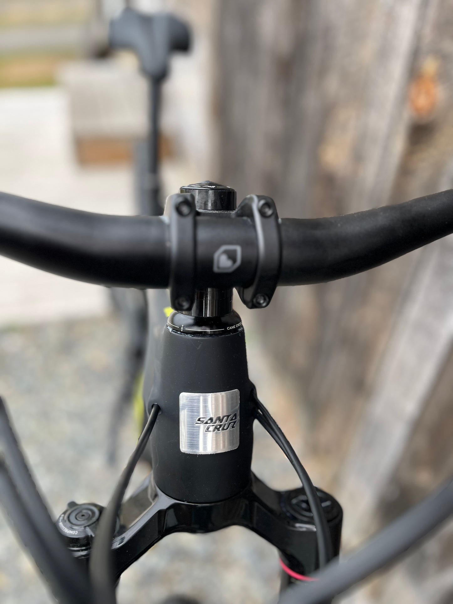2025 Santa Cruz Nomad C 70 Med Demo